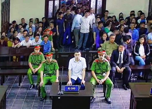 Cựu nhà báo Lê Duy Phong bị xem xét hình phạt từ 3-4 năm tù về tội “Cưỡng đoạt tài sản“ ảnh 1 Cựu nhà báo Lê Duy Phong bị xem xét hình phạt từ 3-4 năm tù về tội “Cưỡng đoạt tài sản“ ảnh 1