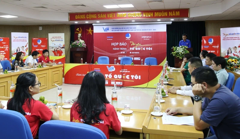 Khích lệ tinh thần xung kích và yêu nước của tuổi trẻ ảnh 1 Khích lệ tinh thần xung kích và yêu nước của tuổi trẻ ảnh 1