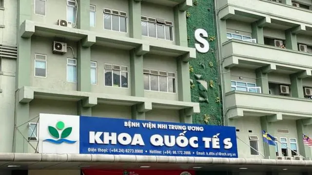 Bệnh viện Nhi Trung ương xác nhận có cấp phát thuốc quá hạn cho bệnh nhi ảnh 1 Bệnh viện Nhi Trung ương xác nhận có cấp phát thuốc quá hạn cho bệnh nhi ảnh 1