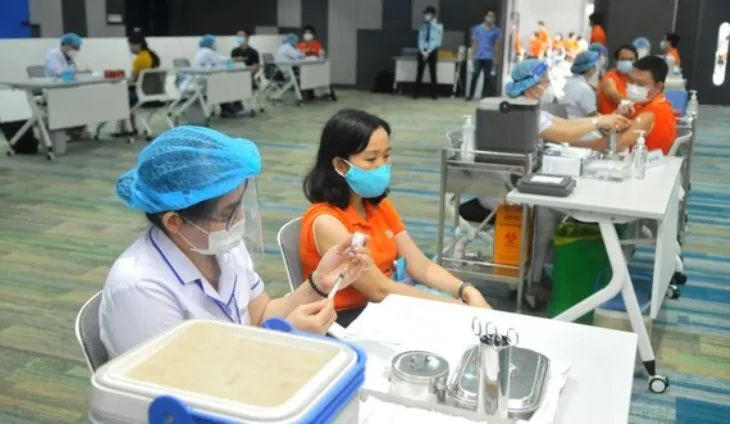 Bộ trưởng Bộ Y tế: TPHCM phải kiểm soát dịch Covid-19 chặt cả bên ngoài và bên trong ảnh 2 Bộ trưởng Bộ Y tế: TPHCM phải kiểm soát dịch Covid-19 chặt cả bên ngoài và bên trong ảnh 2