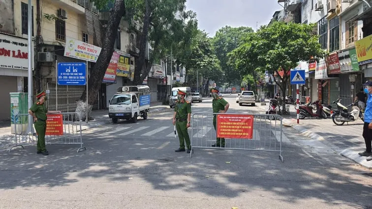 Hà Nội yêu cầu quản chặt việc đi lại của cán bộ, công chức ngay từ gia đình, ngõ, thôn ảnh 1 Hà Nội yêu cầu quản chặt việc đi lại của cán bộ, công chức ngay từ gia đình, ngõ, thôn ảnh 1