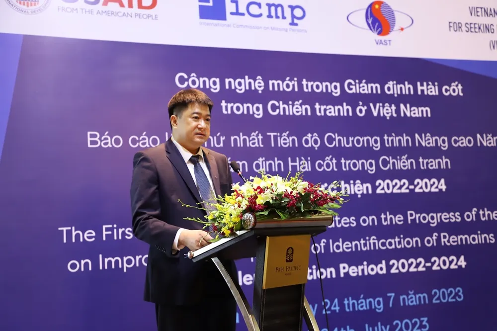 GS-TS Chu Hoàng Hà phát biểu tại hội thảo