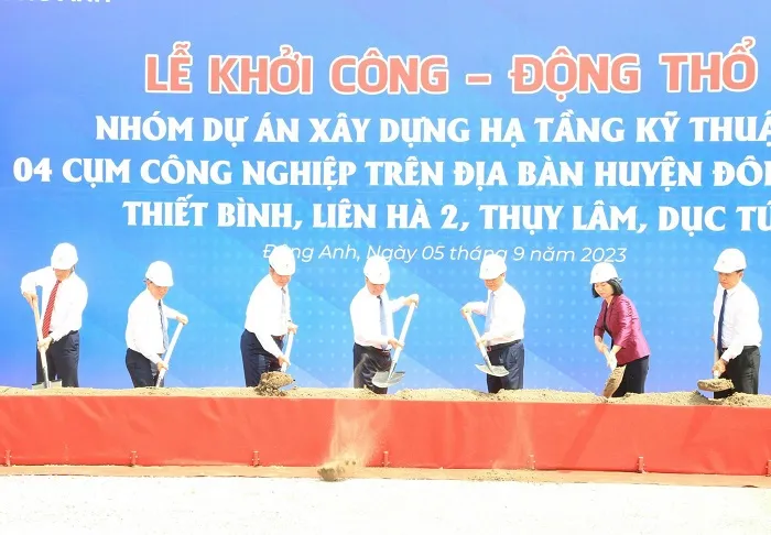 TP Hà Nội khởi công động thổ xây dựng 4 cụm công nghiệp tại huyện Đông Anh TP Hà Nội khởi công động thổ xây dựng 4 cụm công nghiệp tại huyện Đông Anh