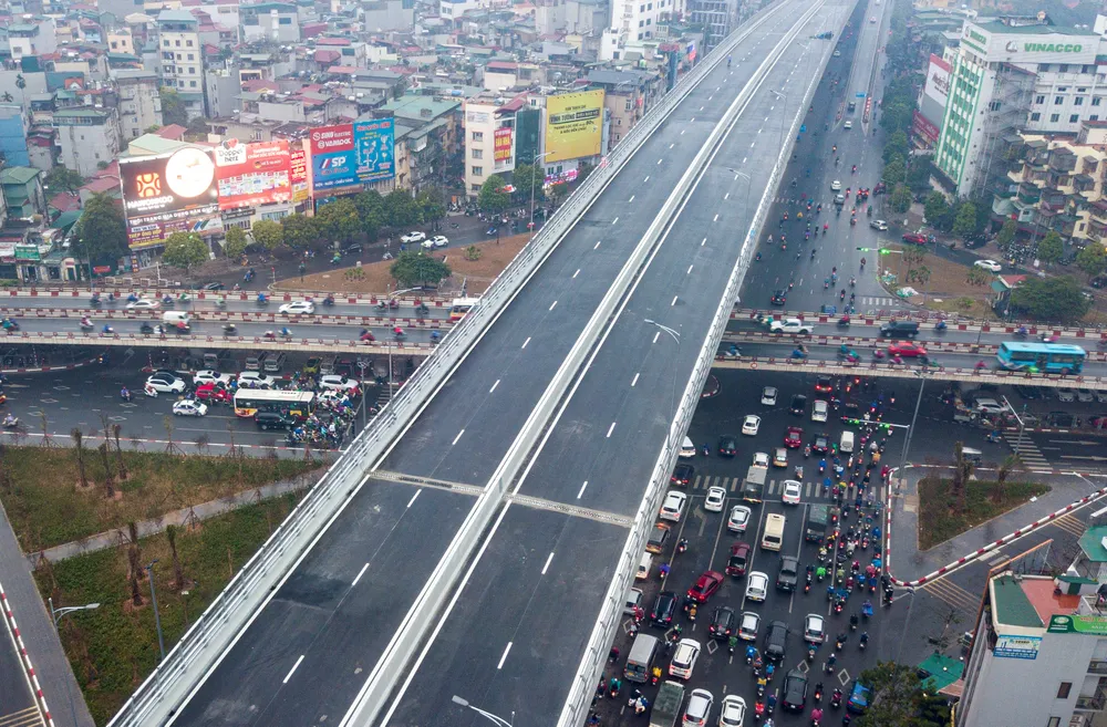 Nhiều công trình giao thông quan trọng tại nội thành Hà Nội được đầu tư xây dựng và đưa vào sử dụng thời gian qua Nhiều công trình giao thông quan trọng tại nội thành Hà Nội được đầu tư xây dựng và đưa vào sử dụng thời gian qua