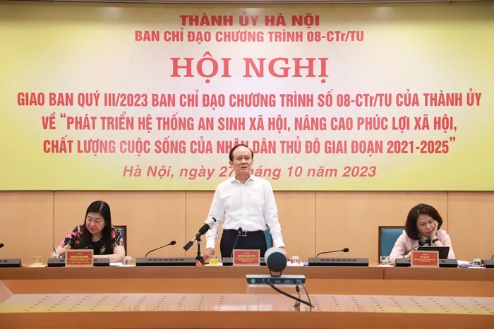 Ông Nguyễn Ngọc Tuấn phát biểu tại cuộc họp Ông Nguyễn Ngọc Tuấn phát biểu tại cuộc họp