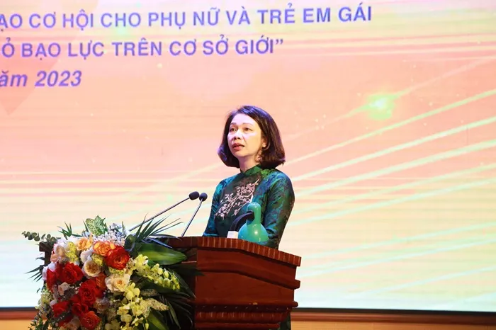 Bà Vũ Thu Hà, Phó Chủ tịch UBND TP Hà Nội tại lễ phát động Bà Vũ Thu Hà, Phó Chủ tịch UBND TP Hà Nội tại lễ phát động