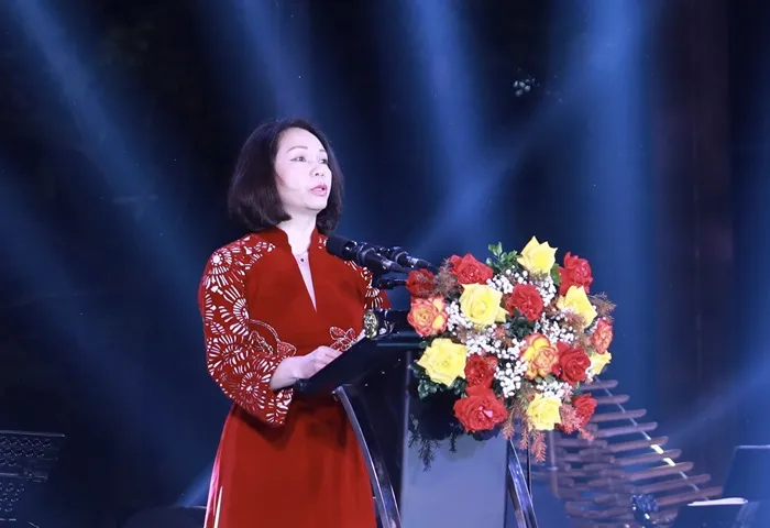 Bà Vũ Thu Hà, Phó Chủ tịch UBND TP Hà Nội phát biểu khai mạc Lễ hội Thiết kế sáng tạo Hà Nội năm 2023