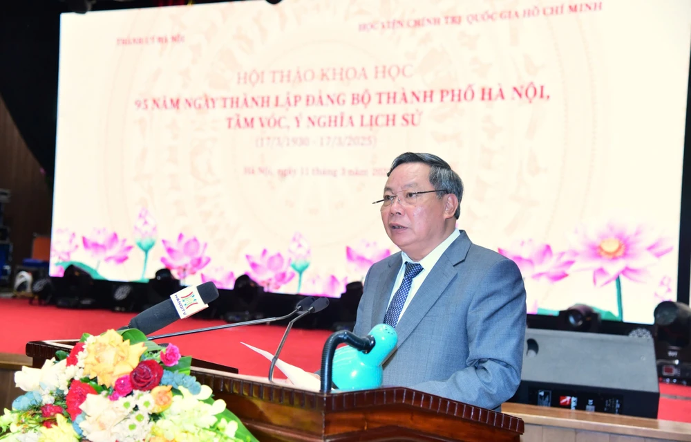 Phó Bí thư Thường trực Thành ủy Hà Nội Nguyễn Văn Phong phát biểu tại hội thảo z63948501739750009bc2d03ca4c9de551d85ce1a7ffb0-17416600322471513902868.jpg