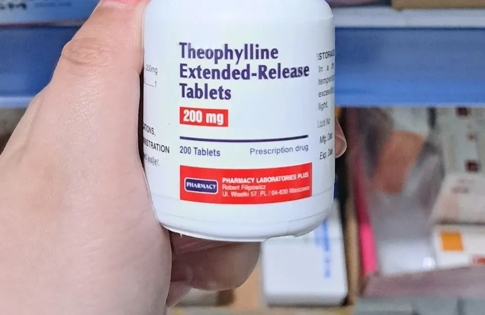 Đề nghị truy tìm nguồn gốc thuốc Theophylline 9.jpg