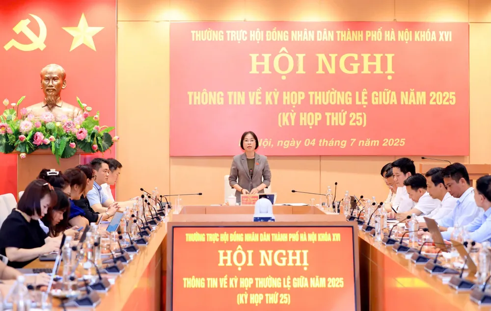 Bà Phạm Thị Thanh Mai, Phó Chủ tịch HĐND TP Hà Nội chủ trì hội nghị IMG_20250704_174349.jpg