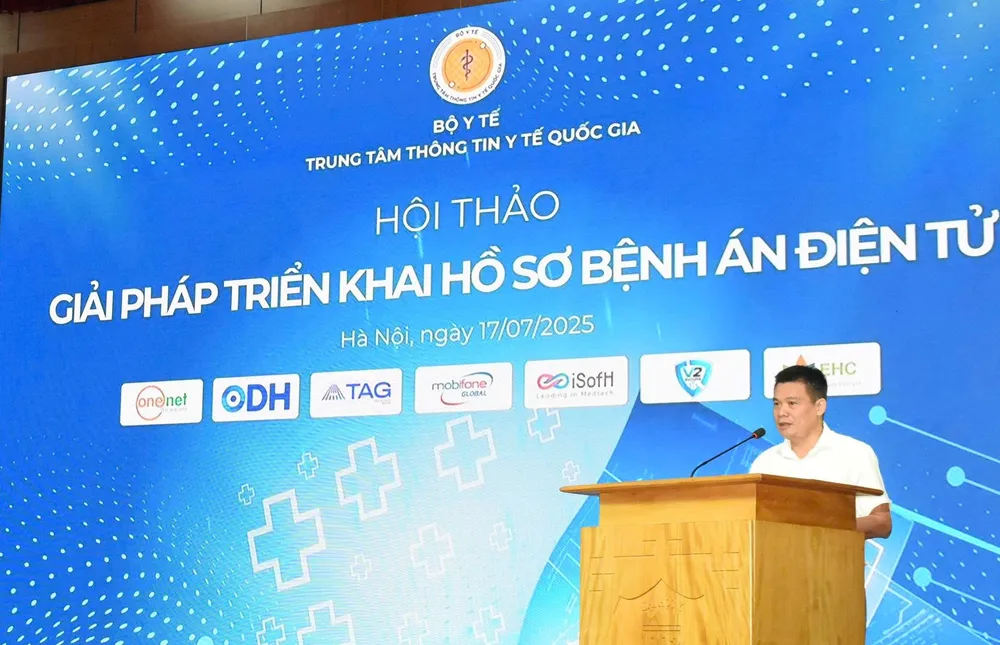 តំណាងមជ្ឈមណ្ឌលព័ត៌មានសុខភាពជាតិថ្លែងក្នុងសិក្ខាសាលា 22.jpg