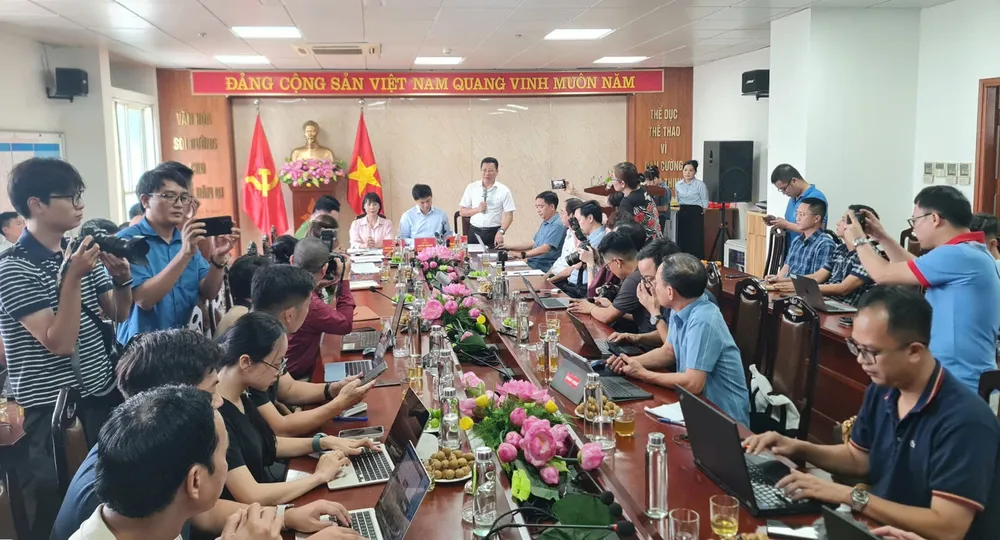 Tỉnh Quảng Ninh tổ chức họp báo về vụ lật tàu Vịnh Xanh 58 6.jpg