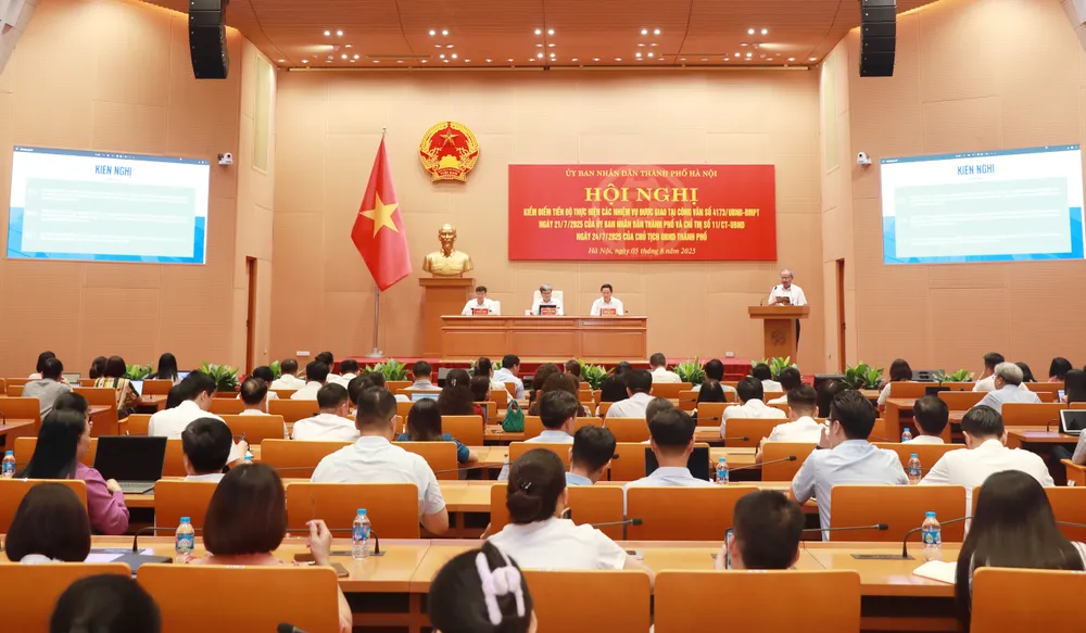 TP Hà Nội sẽ đồng hành với các xã, phường để sớm giải quyết các khó khăn, vướng mắc về tiếp nhận, xử lý thủ tục hành chính 2b1a9599-17543598385091655126627.jpg