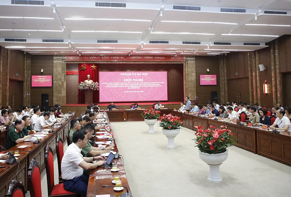Quang cảnh cuộc làm việc của Thường trực Thành ủy TP Hà Nội với các tiểu ban về chuẩn bị cho A80 3.jpg