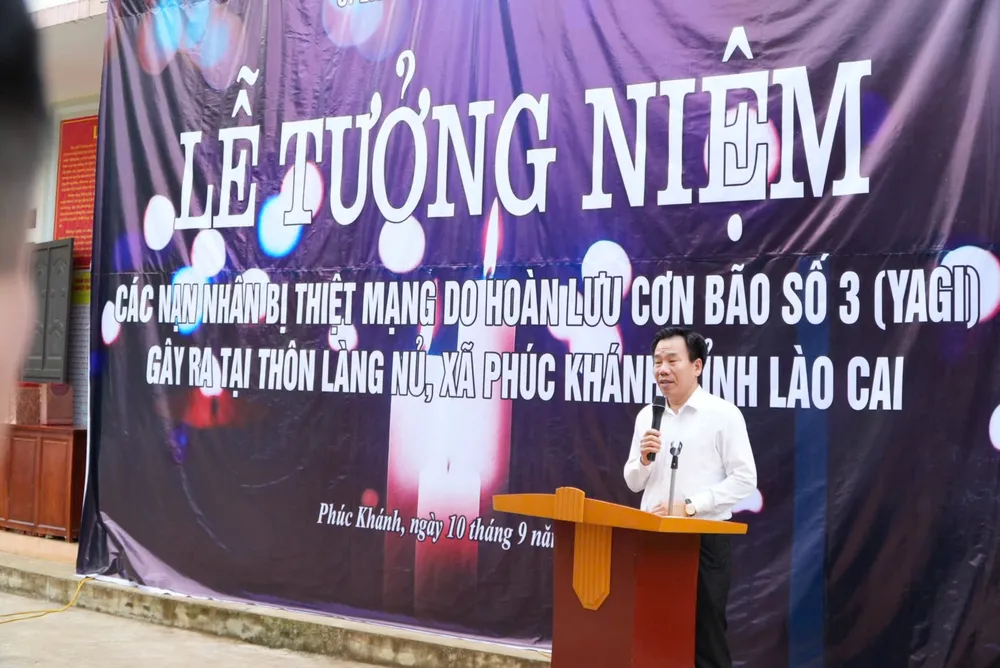 Ông Dương Đức Huy, Trưởng Ban Tuyên giáo và Dân vận Tỉnh ủy Lào Cai phát biểu tại lễ tưởng niệm IMG_1757471522659_1757473602420 (1).jpg