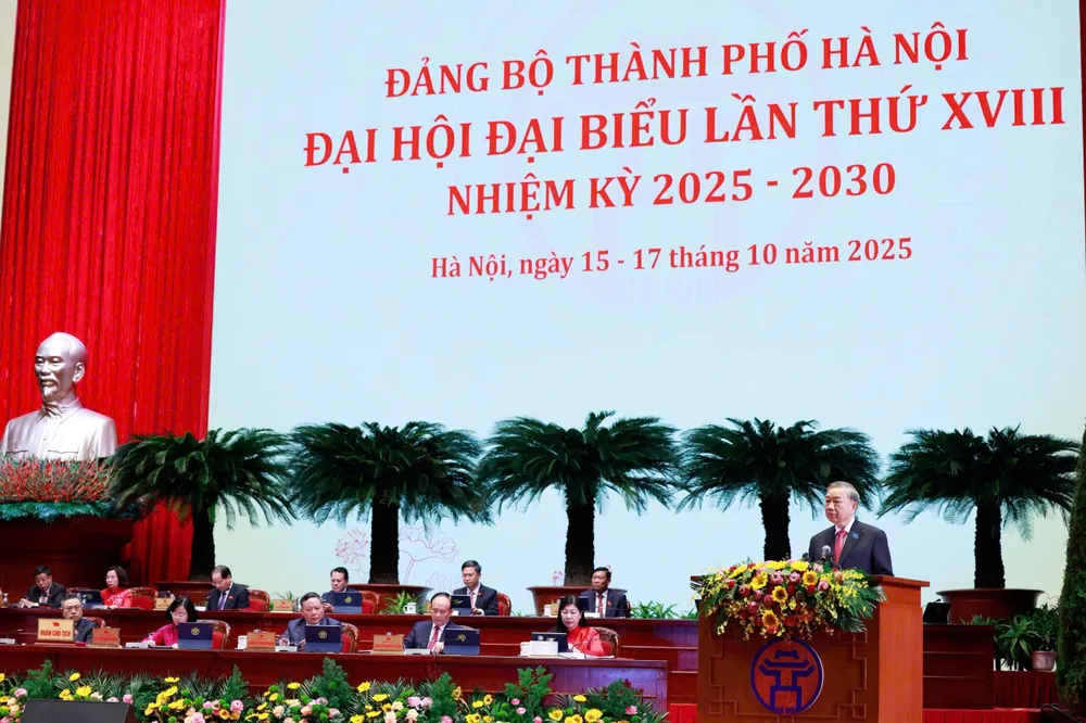 Tổng Bí thư Tô Lâm phát biểu tại Đại hội đại biểu Đảng bộ TP Hà Nội. Ảnh: VIẾT CHUNG z7121936228796_2a9d36349805158b2f8b76865c746923.jpg