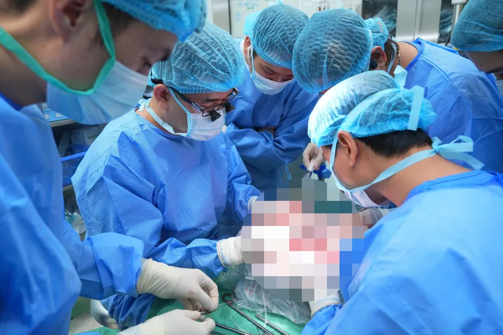 טכניקת השתלת כבד בבית החולים 108 התפתחה מאוד. a060f70f7c08f056a919-084437-071125-16.jpg