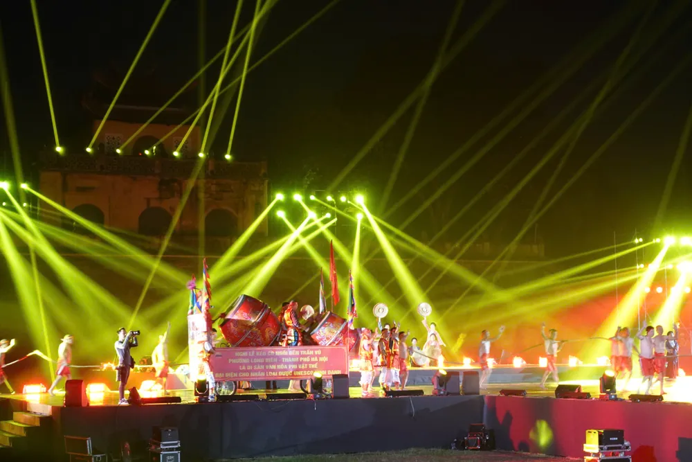 タンロン・ハノイ・フェスティバル2025のグランドオープン z7197920011463_be5e503dfd8d87fe942c57392fd33c87.jpg