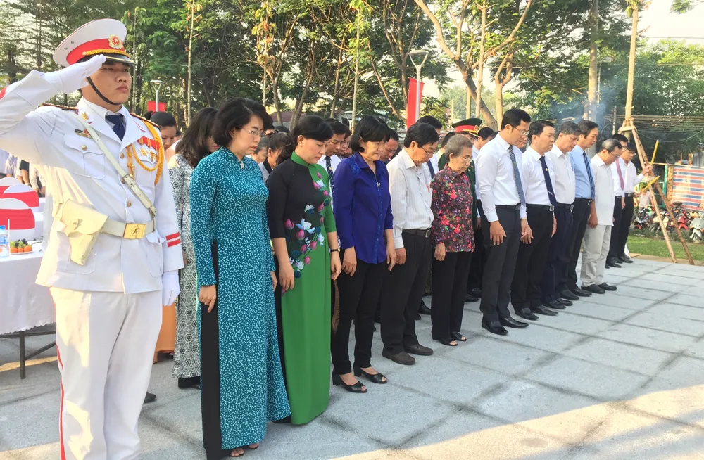 Di chuyển Bia liệt sĩ Tết Mậu Thân ở quận 4 vào công viên ảnh 2 Di chuyển Bia liệt sĩ Tết Mậu Thân ở quận 4 vào công viên ảnh 2