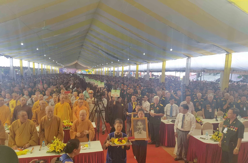 Đại lễ Tưởng niệm và tri ân các anh hùng liệt sĩ ảnh 1 Đại lễ Tưởng niệm và tri ân các anh hùng liệt sĩ ảnh 1