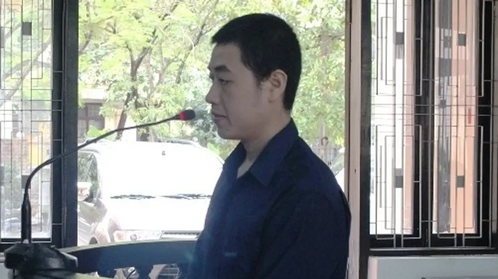 15 năm tù cho kẻ dùng súng cướp ngân hàng BIDV ở Huế ảnh 1