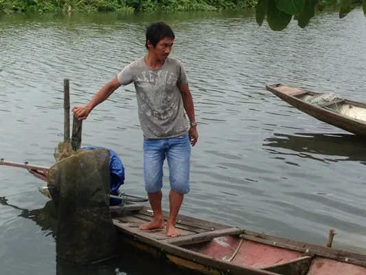 Lươn vàng kỳ lạ 3 lần mắc lưới của một ngư dân  ảnh 2