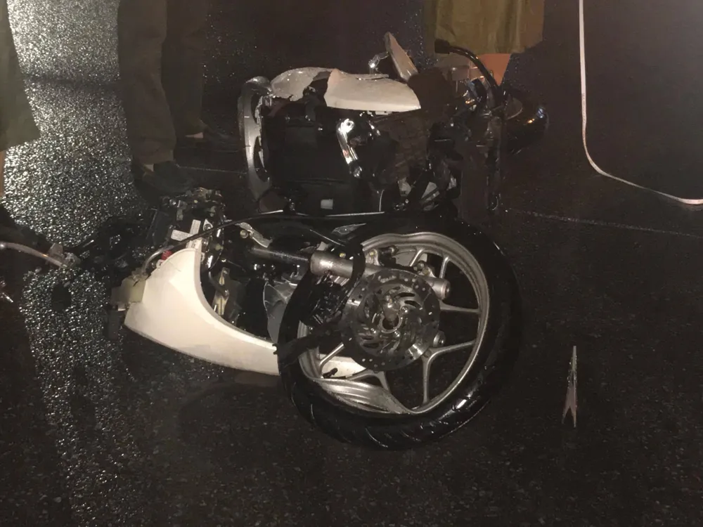 Ô tô gây tai nạn liên hoàn khiến 2 người thương vong ảnh 4