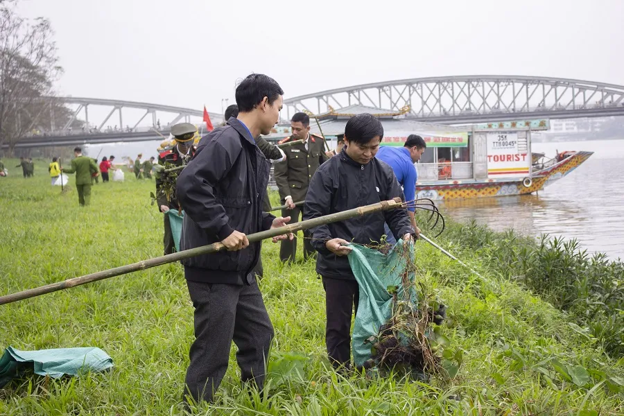 Cùng hành động để Huế thêm xanh - sạch - sáng ảnh 4