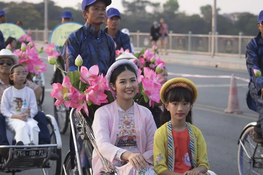 Thiêng liêng Lễ tế tổ bách nghệ bên dòng Hương ảnh 7 Thiêng liêng Lễ tế tổ bách nghệ bên dòng Hương ảnh 7