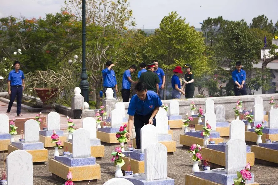 Tháng 7 tri ân nơi miền đất lửa Quảng Trị ảnh 7