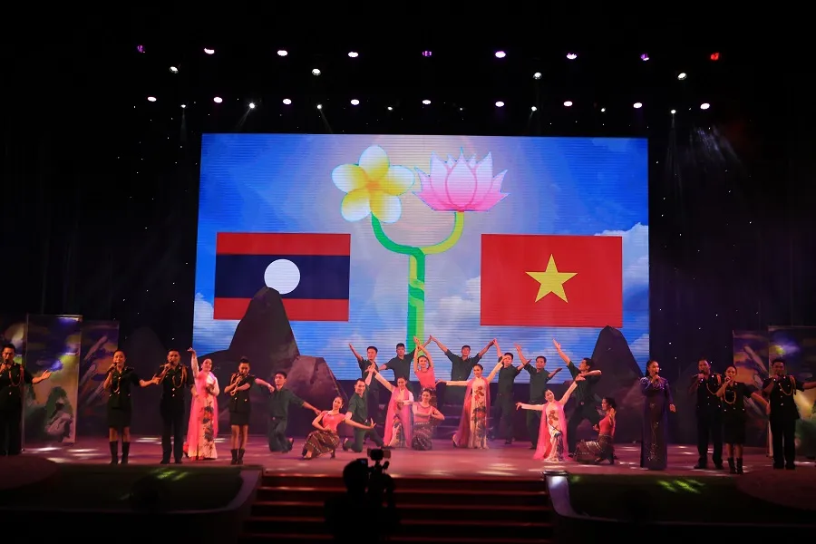 Khai mạc Hội diễn văn hóa tuyến biên giới, biển đảo miền Trung-Tây Nguyên ảnh 3 Khai mạc Hội diễn văn hóa tuyến biên giới, biển đảo miền Trung-Tây Nguyên ảnh 3