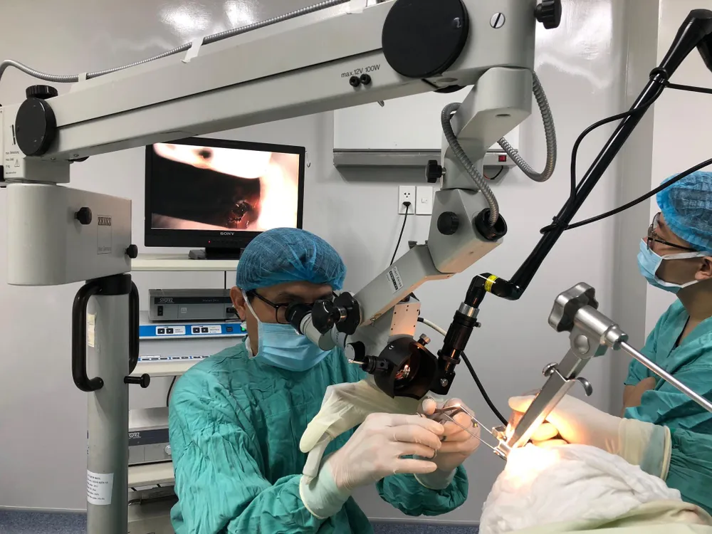 Bệnh viện Trung ương Huế triển khai ứng dụng laser CO2 trong phẫu thuật nội soi ung thư ảnh 1 Bệnh viện Trung ương Huế triển khai ứng dụng laser CO2 trong phẫu thuật nội soi ung thư ảnh 1