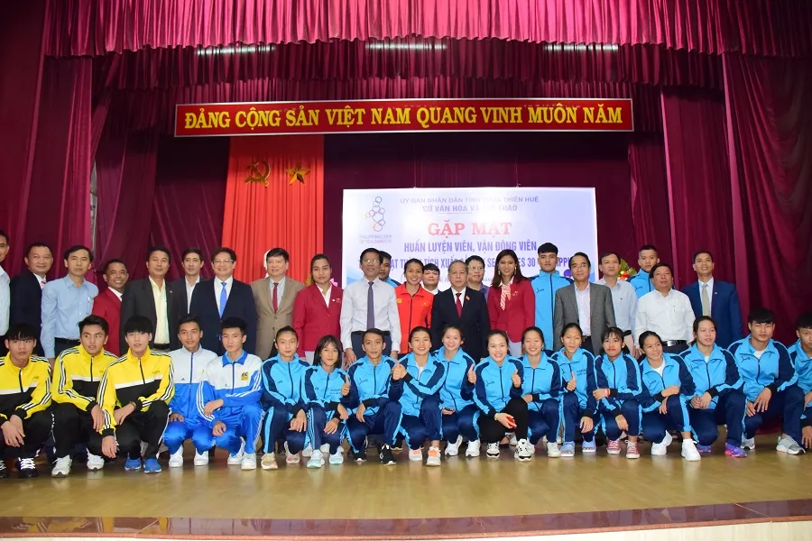 Chủ tịch UBND tỉnh Thừa Thiên – Huế yêu cầu bố trí công việc thuận lợi cho các VĐV xuất sắc ảnh 1 Chủ tịch UBND tỉnh Thừa Thiên – Huế yêu cầu bố trí công việc thuận lợi cho các VĐV xuất sắc ảnh 1