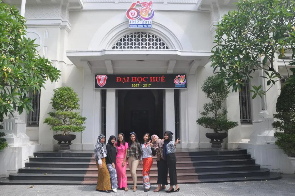 Đại học Huế miễn phí toàn bộ lệ phí xét tuyển học bạ ảnh 1 Đại học Huế miễn phí toàn bộ lệ phí xét tuyển học bạ ảnh 1