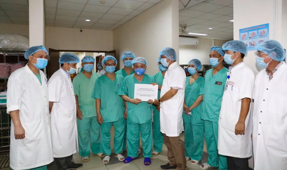 Ca nghi mắc Covid-19 gây xôn xao ở Huế xét nghiệm 2 lần đều âm tính với SARS-CoV-2 ảnh 2