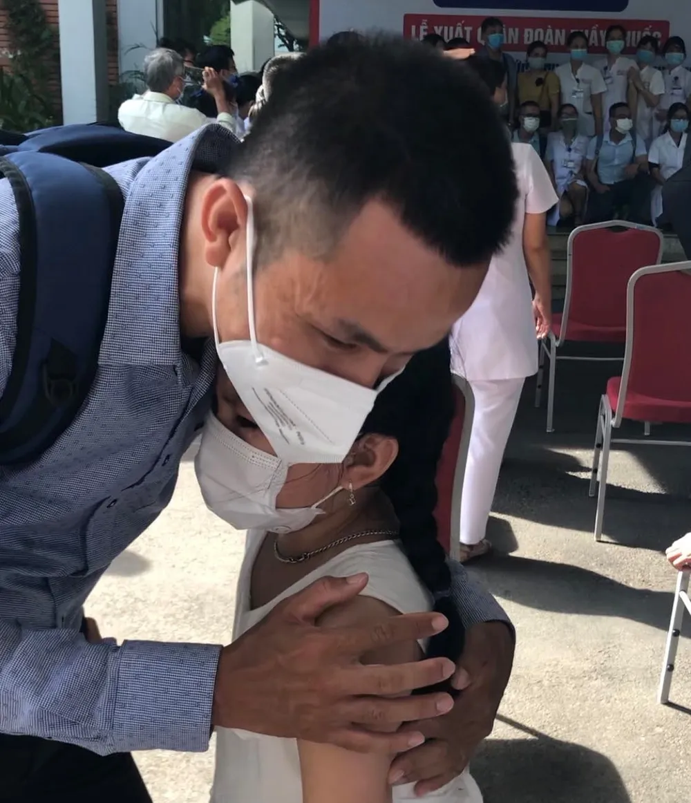 Đoàn y, bác sĩ của Thừa Thiên - Huế và Đà Nẵng xuất quân vào TPHCM chống dịch ảnh 7