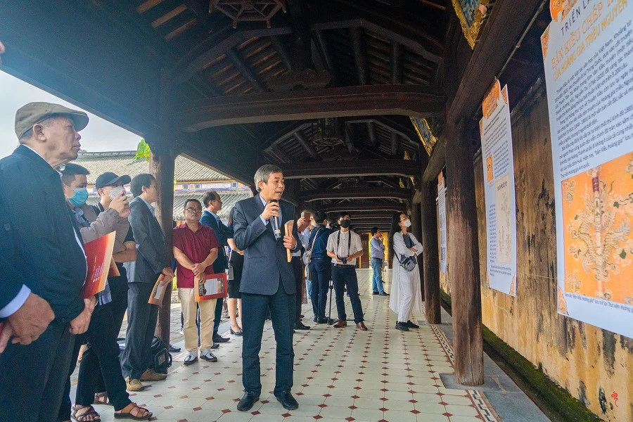 Triển lãm và thuyết trình “Bản Kiều chép tay của Hoàng gia triều Nguyễn” tại Đại nội Huế ảnh 5 Triển lãm và thuyết trình “Bản Kiều chép tay của Hoàng gia triều Nguyễn” tại Đại nội Huế ảnh 5