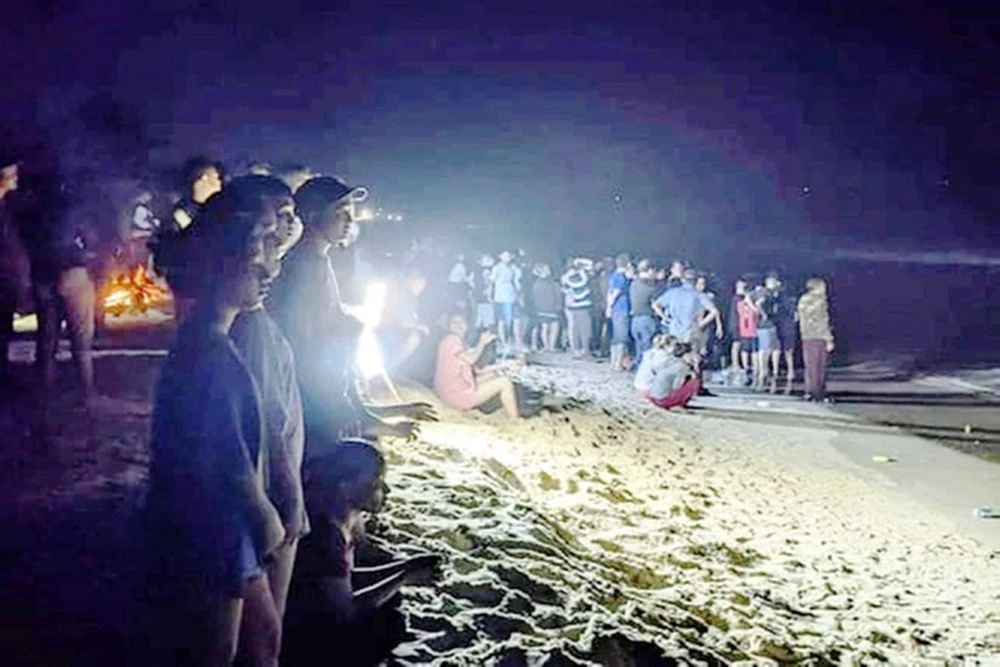 Thừa Thiên – Huế: Tặng Bằng khen 2 thanh niên cứu 6 học sinh đuối nước ảnh 1 Thừa Thiên – Huế: Tặng Bằng khen 2 thanh niên cứu 6 học sinh đuối nước ảnh 1