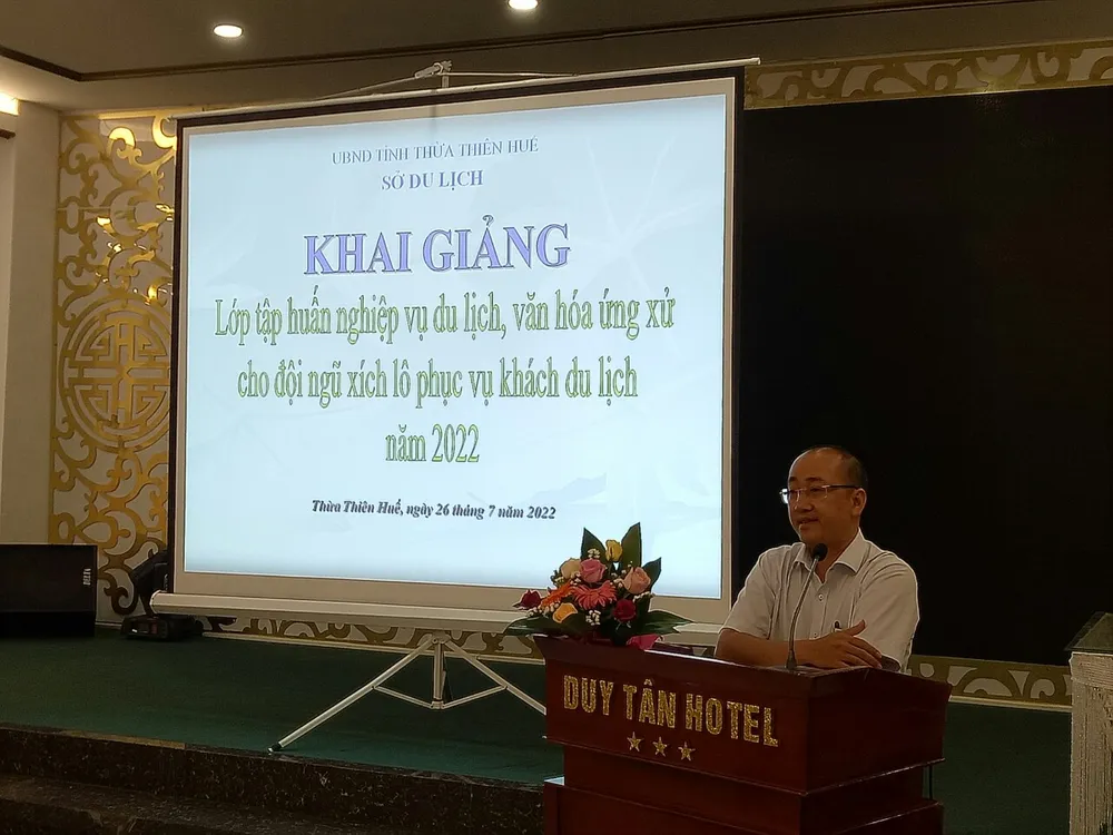 Triển khai nhiều giải pháp nâng cao hình ảnh du lịch Huế  ảnh 4 Triển khai nhiều giải pháp nâng cao hình ảnh du lịch Huế  ảnh 4