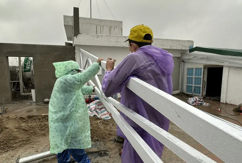 Sửa chữa khắc phục sự cố thấm dột tầng 9 tòa nhà CT3 chung cư Aranya Sửa chữa khắc phục sự cố thấm dột tầng 9 tòa nhà CT3 chung cư Aranya