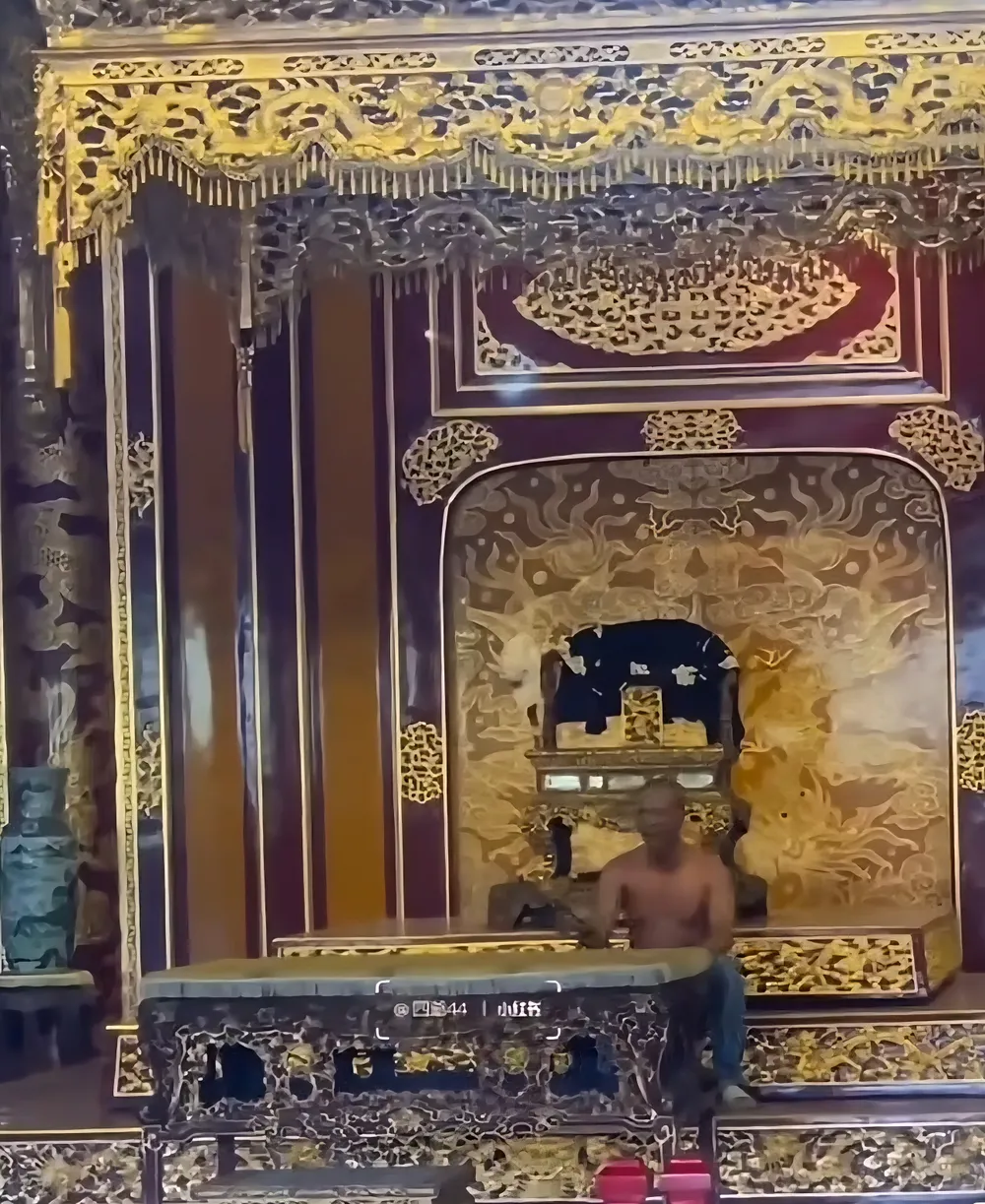 ប្រធានបទ Tam, រូបភាពកាត់ចេញពីឃ្លីប Screenshot_20250525_080514_Facebook.jpg