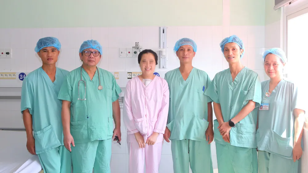 Bệnh nhân N.T.T.K. xuất viện sau 3 tuần ghép tim IMG_20250530_150204.jpg