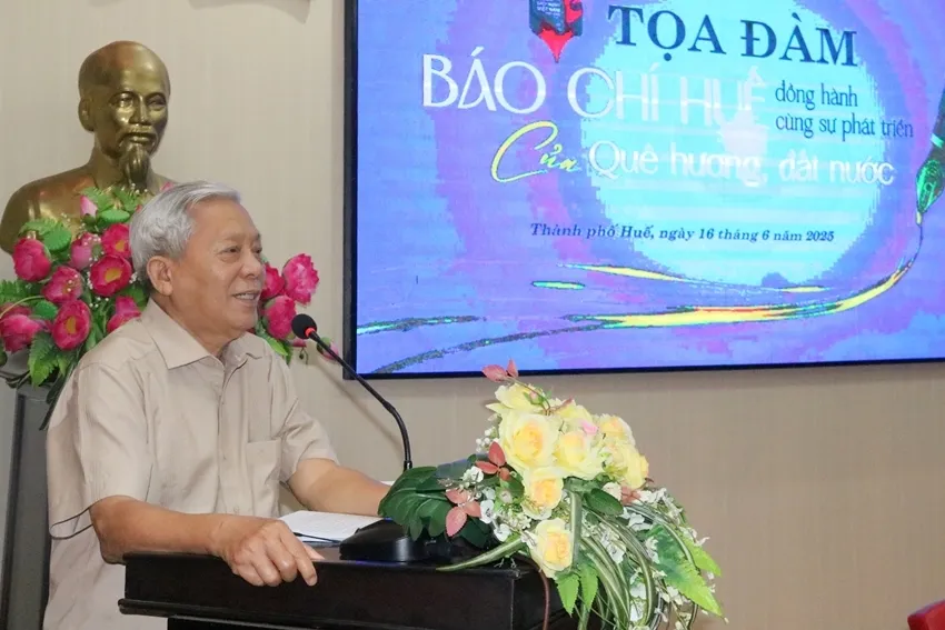 Đồng chí Nguyễn Khoa Điềm, nguyên Ủy viên Bộ Chính trị, nguyên Bí thư Trung ương Đảng, nguyên Trưởng Ban Tư tưởng - Văn hóa Trung ương, cho rằng người làm báo phải có khát vọng, lý tưởng sâu sắc kd.jpg