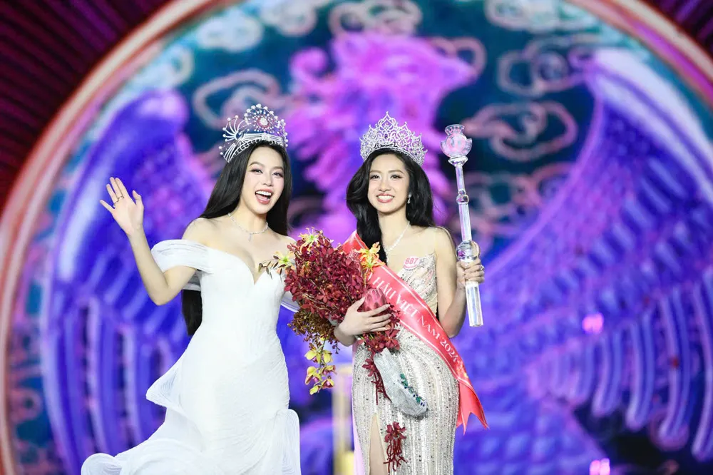Hà Trúc Linh đăng quang Hoa hậu Việt Nam 2024 z6749847424122_9e4ebe149457bce7d30e87cf8b5c0be6.jpg