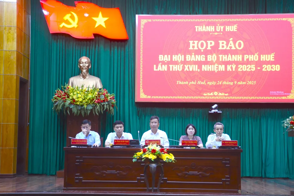 Họp báo thông tin về Đại hội đại biểu Đảng bộ TP Huế lần thứ XVII, nhiệm kỳ 2025 – 2030 ac.jpg