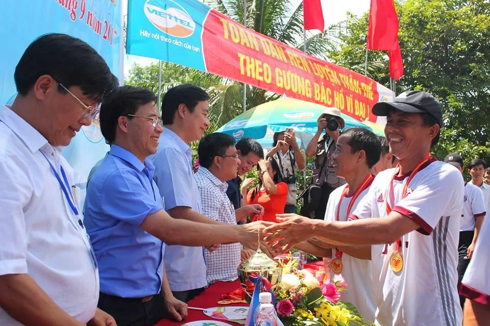 Sôi nổi giải đua thuyền toàn tỉnh Hà Tĩnh ảnh 6 Sôi nổi giải đua thuyền toàn tỉnh Hà Tĩnh ảnh 6