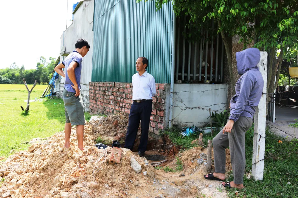 Đào hố chôn cột điện, phát hiện cổ vật ảnh 1 Đào hố chôn cột điện, phát hiện cổ vật ảnh 1
