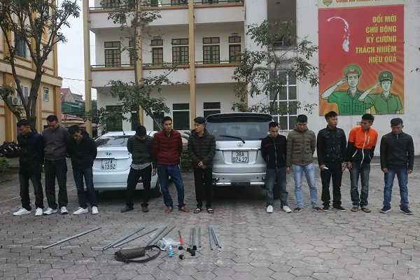 Khởi tố 5 đối tượng đòi nợ thuê, gây rối trật tự công cộng ảnh 1 Khởi tố 5 đối tượng đòi nợ thuê, gây rối trật tự công cộng ảnh 1