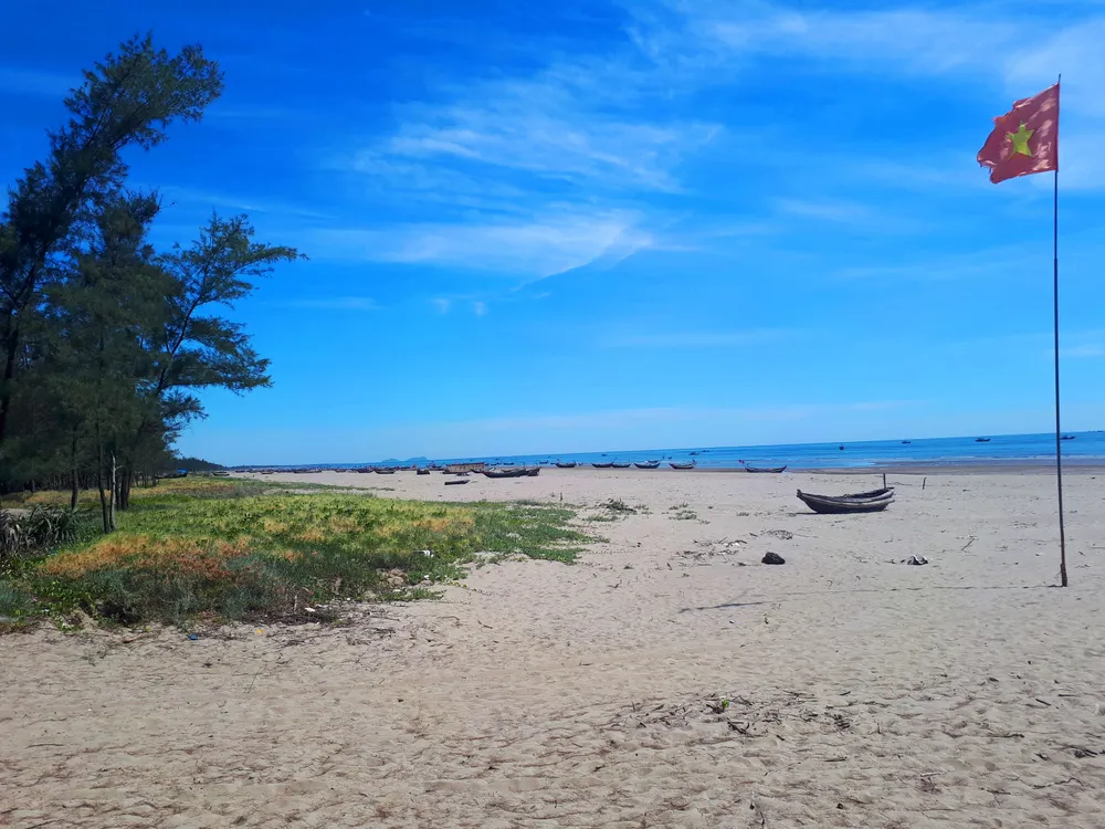 Nắng nóng gay gắt kéo dài ở Hà Tĩnh, nguy cơ cháy rừng cao  ảnh 4