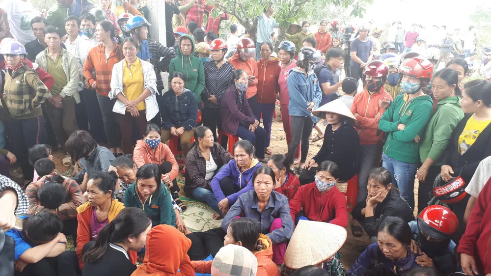 Vụ 4 người trong gia đình tử vong trong tư thế treo cổ: Phát hiện lá thư tuyệt mệnh ảnh 3